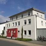 Erbaut 2009. Gelegen in Soest in der Nähe des Aquafun am Ardey